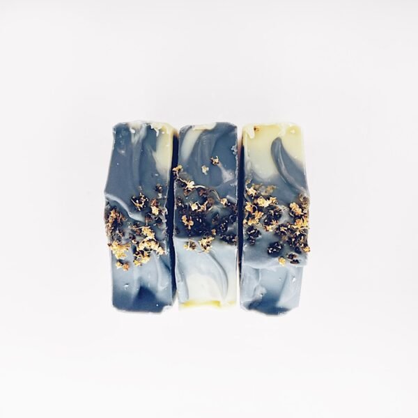 soap | peppermint charcoal