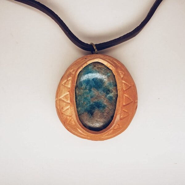 pendant | water land