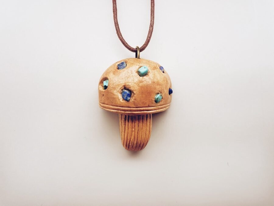 pendant | blue mushroom