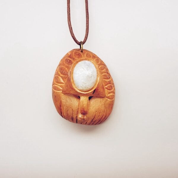 pendant | white moon